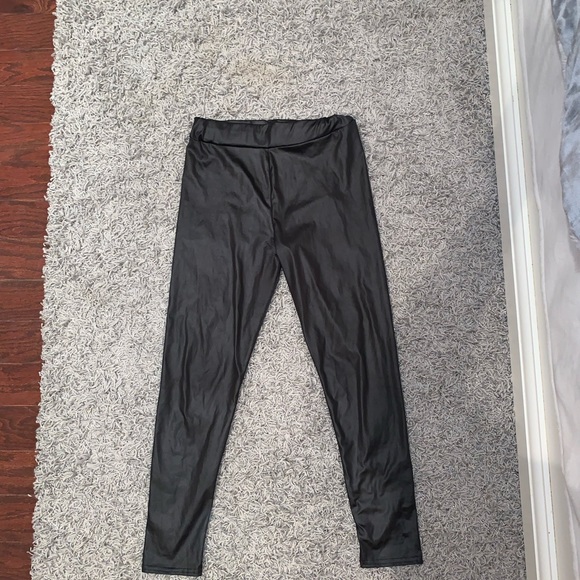 Petite High Waist Basic Faux Leather Leggings - Picture 2 of 2